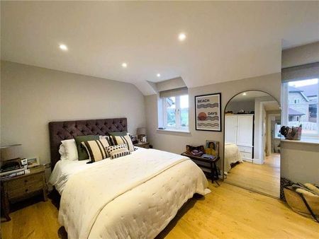 Tilford Street, Tilford, Farnham, Surrey, GU10 - Photo 5