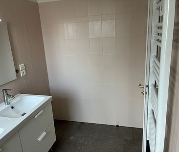 Location Appartement 3 pièces 66m² - Photo 6