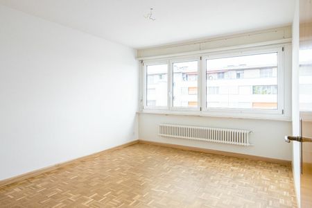 Zwischen Kannenfeldpark und Burgfelderplatz - schöne 4-Zimmerwohnung im 5.OG - Photo 2