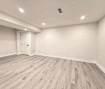 For Lease - 402 Handley Crescent Unit# Basement, Newmarket, Ontario - Photo 4