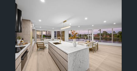 Luxury Waterfront Living - Photo 4