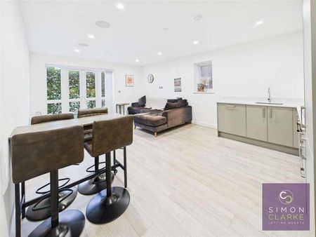 Brunswick Park Road, New Southgate, N11 - Photo 3