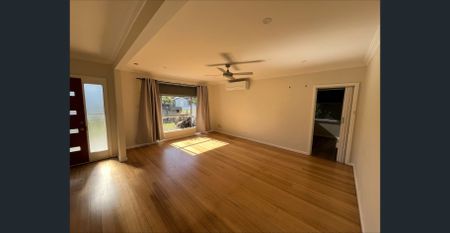 Outdoor Entertainer! - Photo 5