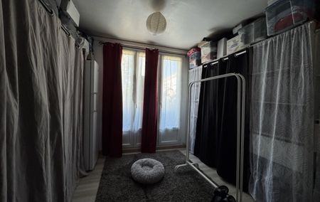 Location Appartement P5 type5/balcon/cave /Marseille 9ème Marseille 9ème - Photo 2