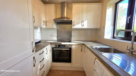 1 bedroom flat to rent - Photo 2