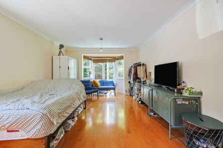 Clockhouse Place, Putney, SW15 2EL - Photo 5