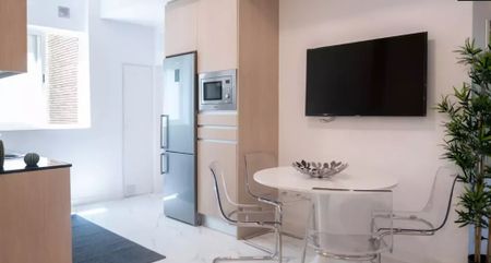 Calle de Ríos Rosas, Madrid, Community of Madrid 28003 - Photo 2