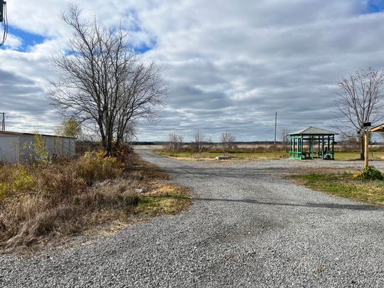 For Lease - 1551 Yorks Corners Road, Greely - Metcalfe - Osgoode - Vernon and Area, Ontario - Photo 1