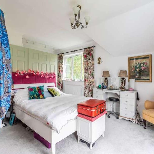 Westbury Leigh, Westbury, Wiltshire, BA13 - Photo 1