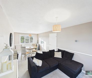 Byrd Road, Bewbush - Photo 3