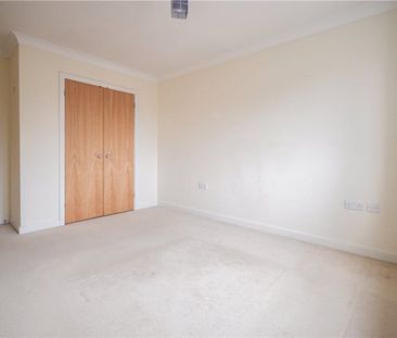 Well presented 1 bedroom apartment to rent in Duxford with excellen... - Photo 5