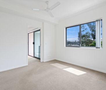 Best location in beenleigh - Photo 1