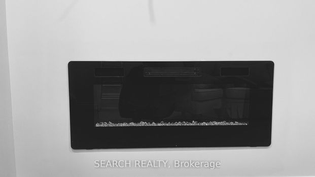 For Lease - 5560 Ethan Drive, Mississauga, Ontario - Photo 1