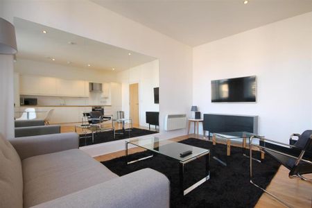 2 bedroom apartment to rent - Photo 2