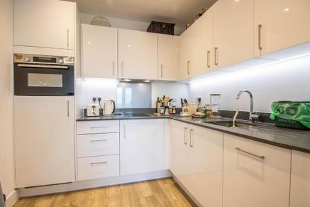 Studio to rent - Photo 5