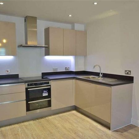 The Vale, Bushey, Wd, Bushey, WD23 - Photo 3