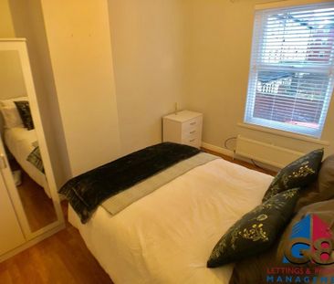 4 bedroom house share to rent - Photo 5