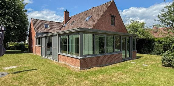 Huis te huur in Waterloo voor € 2.300 met 3 slaapkamers - Foto 2