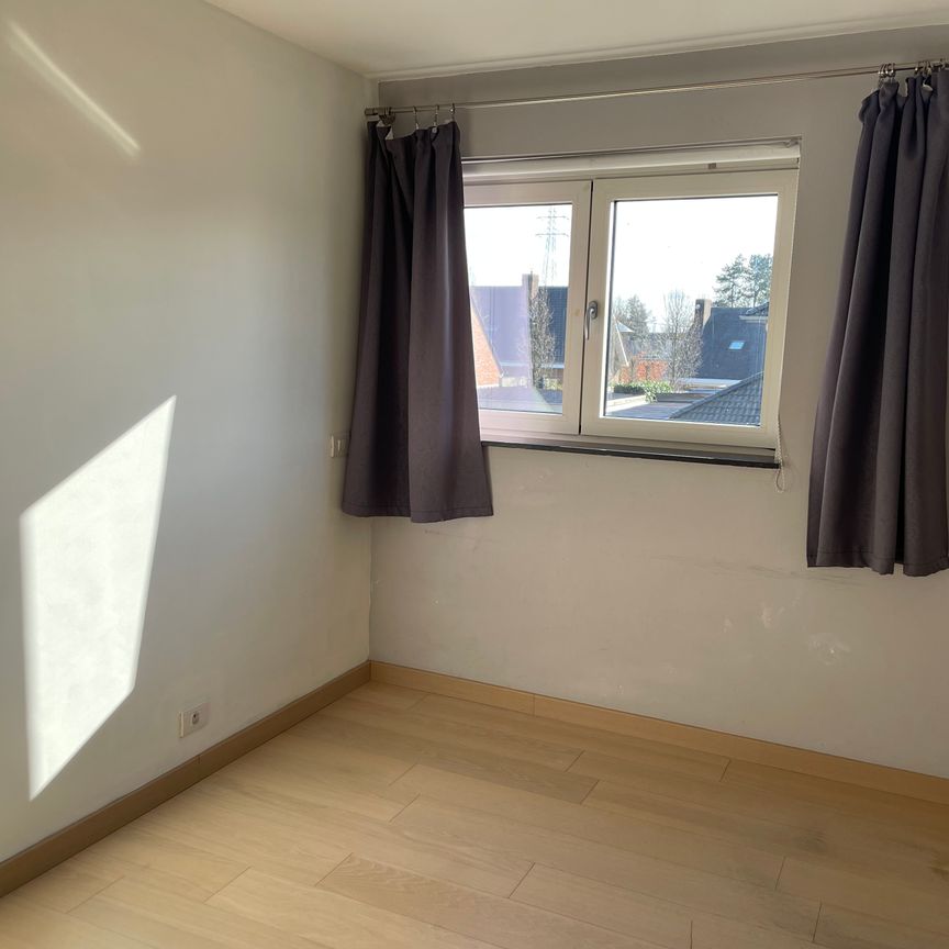 Moderne 3-slpk EENGEZINSWONING + tuin - Photo 1