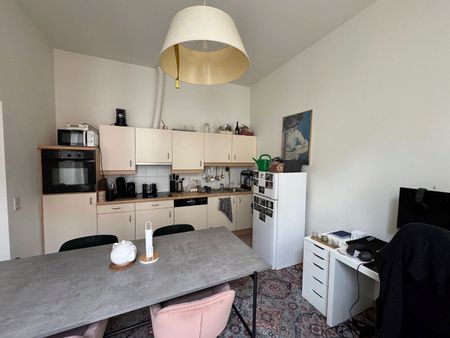 Goed gelegen 1-slaapkamer appartement nabij invalsweg naar Centrum, geen lift. - Photo 3