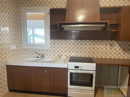 Location Appartement 7 pièces 145m² LANNEMEZAN 65300 - Photo 5