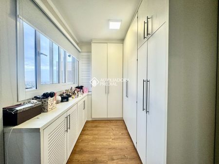 Cobertura com 4 quartos e 184m² para alugar em Centro, Canoas. - Photo 2