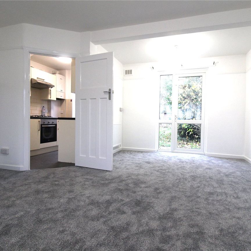 Clyfford Road, Ruislip, HA4 6PX - Photo 1