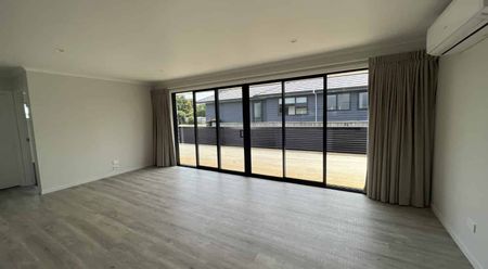 New on Willow Ave - Photo 5