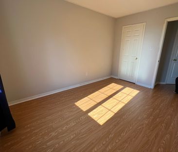 For Lease - 37 Kale Crescent, Vaughan, Ontario - Photo 5