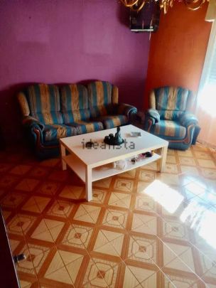 Alquiler de piso en Poligono Industrial Riaño III, 41 - Photo 1