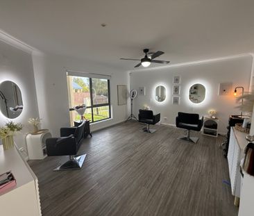 Thornlands - Photo 2