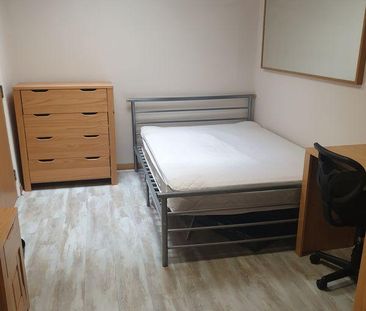 Mixed use to rent - Photo 2