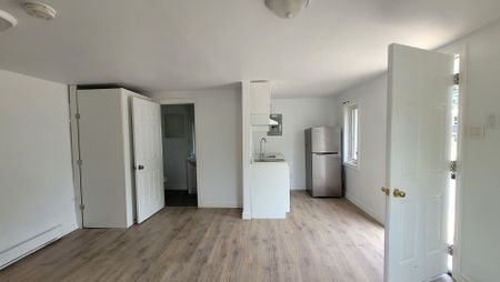 For Lease - 280 RIVER Road Unit# D04, Wasaga Beach, Ontario - Photo 4