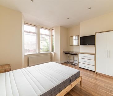 Meldon Terrace, Heaton, Newcastle Upon Tyne - Photo 2