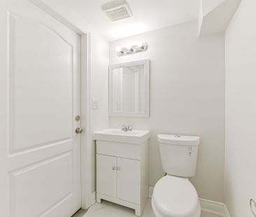 For Lease - 4 Lawnview Court, Brampton, Ontario - Photo 5