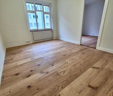 Helle 2.5-Zimmer-Wohnung mit Balkon in Basel-Kleinhüningen – ab sof... - Foto 1