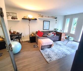 3 month sublet beautiful 1 bedroom 1 bathroom - Photo 2