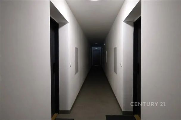Pronájem moderního bytu 2+kk, terasa 18 m - Photo 1
