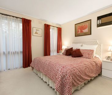 57 Cratloe Road, Mount Waverley VIC 3149 - House For Rent | Domain - Photo 4