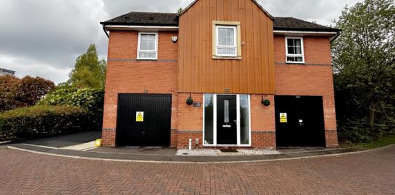 The Moorings, Coventry - Photo 2