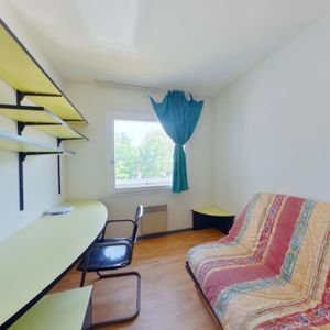 Location Appartement 1 pièce Meublé 13m² POITIERS 86000 - Photo 2