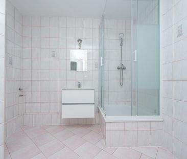 Warszawa, Wawer, Wał Miedzeszyński - Photo 6