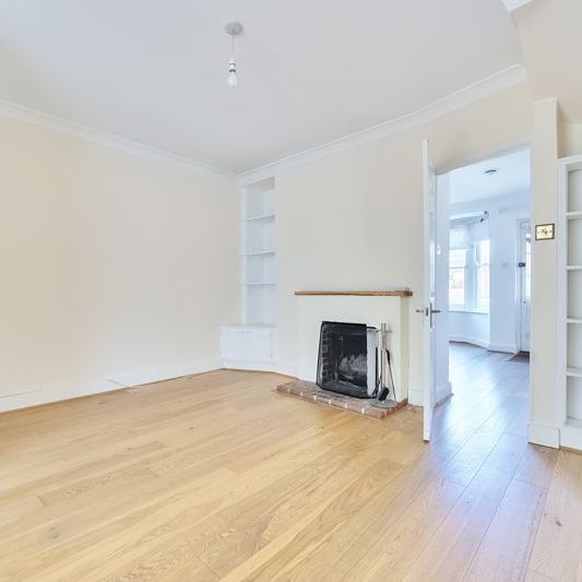 Meadow Vale, Haslemere, Surrey, GU27 - Photo 1