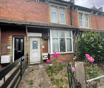 1 bedroom in a house share to rent - Photo 6