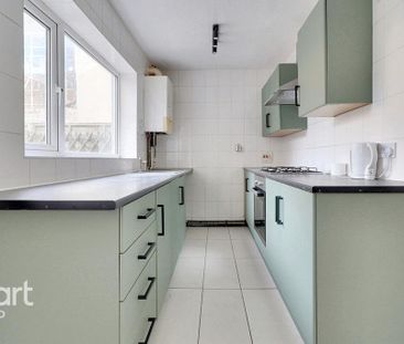 4 bedroom townhouse to rent - Photo 6