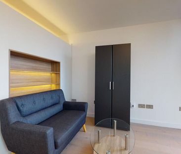 Studio to rent - Photo 2