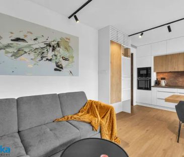 Pronájem luxusního bytu 3+kk s balkonem a krytým parkovacím stáním ... - Fotografie 1
