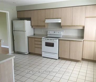 Detached Home For Lease | W9048314 - Photo 3