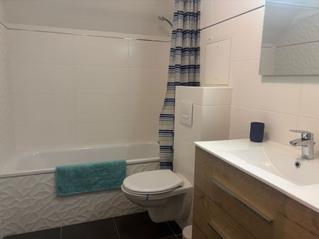 Location Appartement 3 pièces 65m² - Photo 5