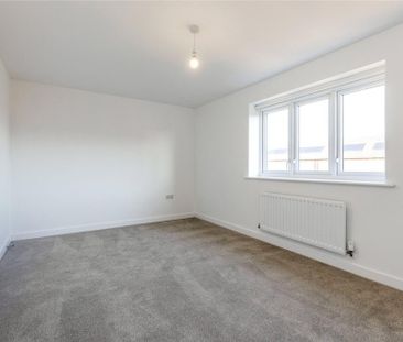 3 bedroom semi-detached house to rent - Photo 6